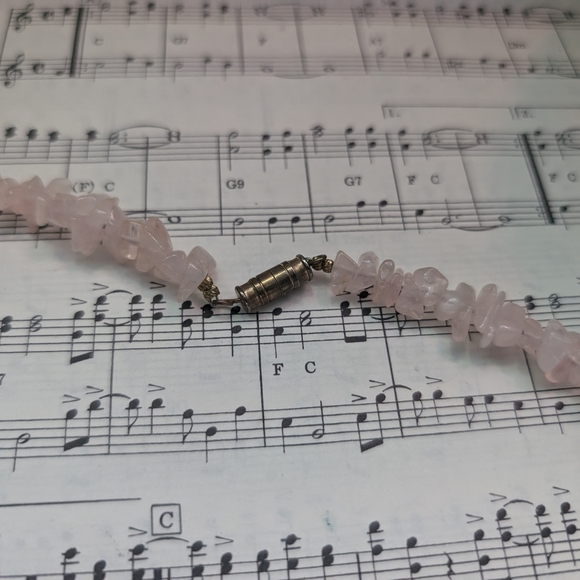 Vintage Rose Quartz Necklace - Picture 5 of 8